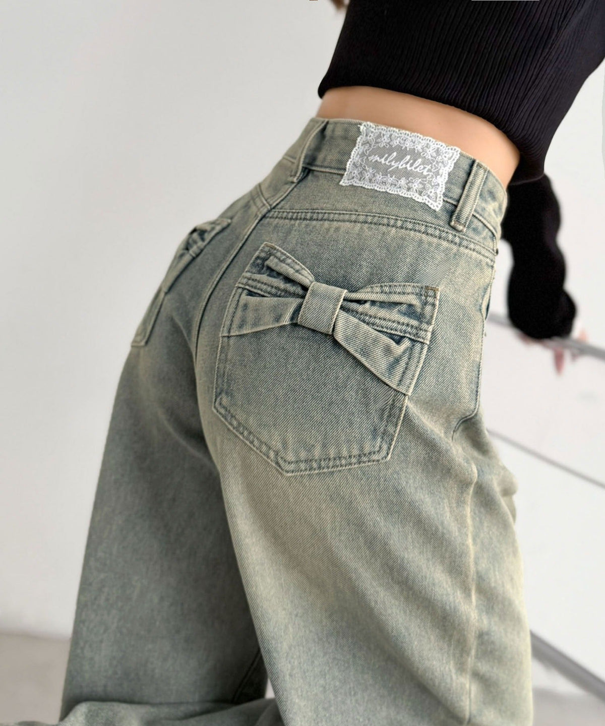 【mily bilet】バックスタイルまで抜かりなく可愛い。バッグリボンポケットワイドデニムパンツ mi0909033