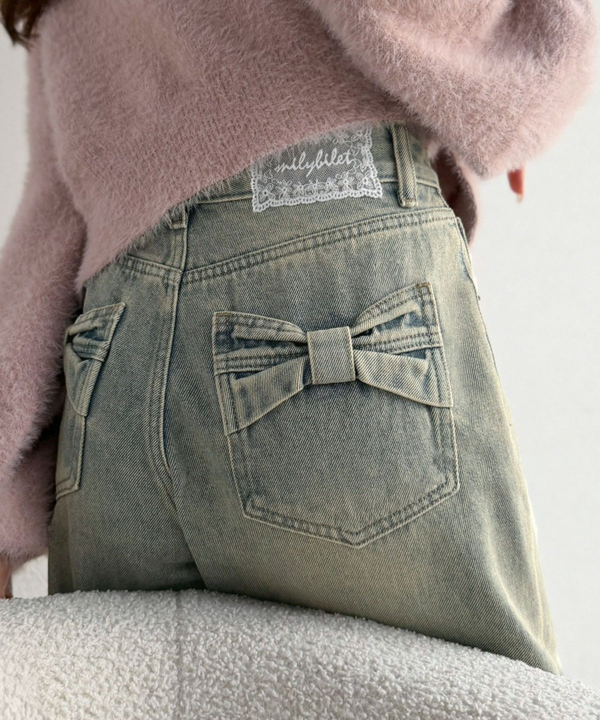 【mily bilet】バックスタイルまで抜かりなく可愛い。バッグリボンポケットワイドデニムパンツ mi0909033