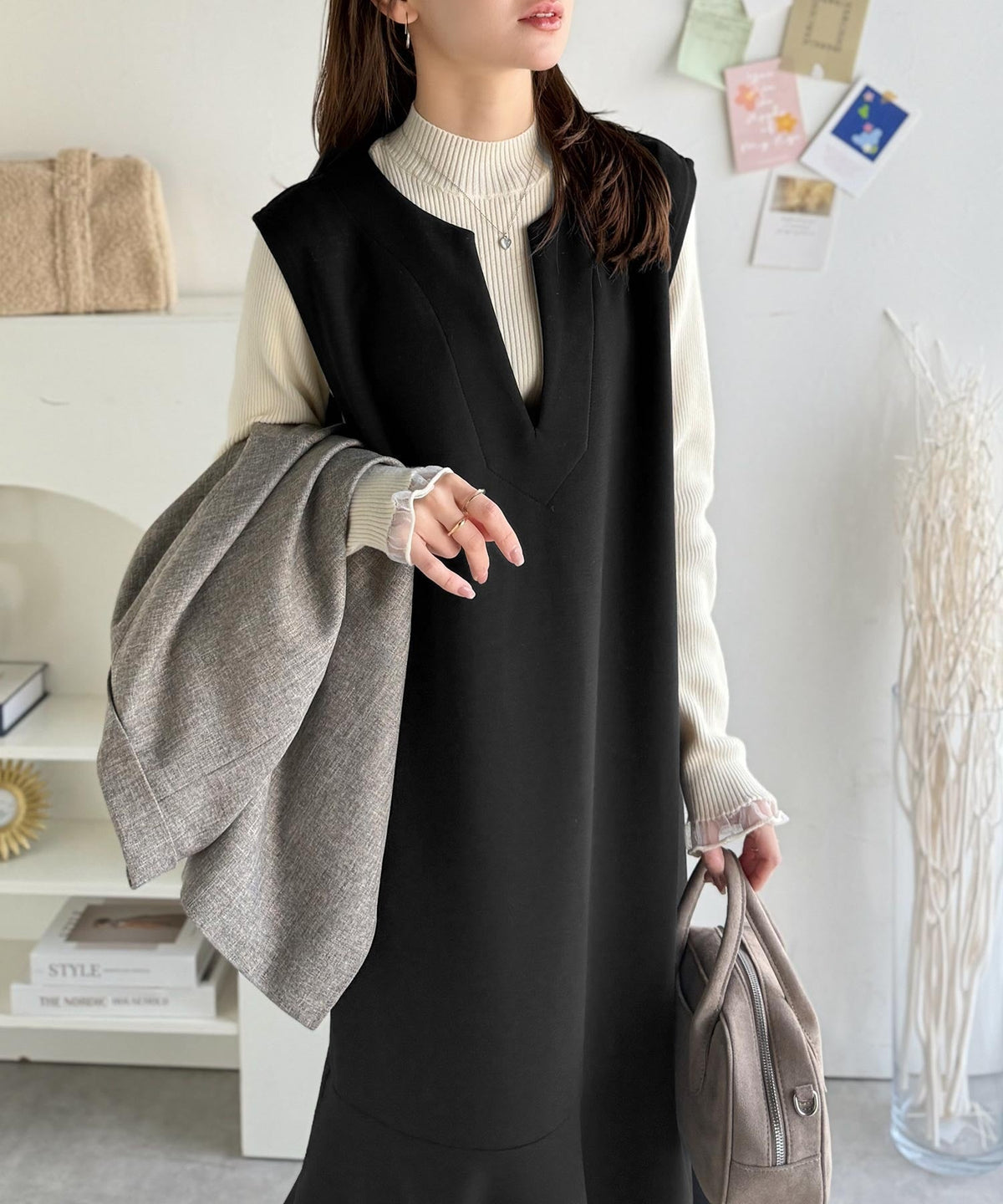 《daaco×クラシカルエルフコラボ》着回し抜群、一枚でフェミニンな抜け感をプラス♪キーネックダンボールロングワンピース ce1010514