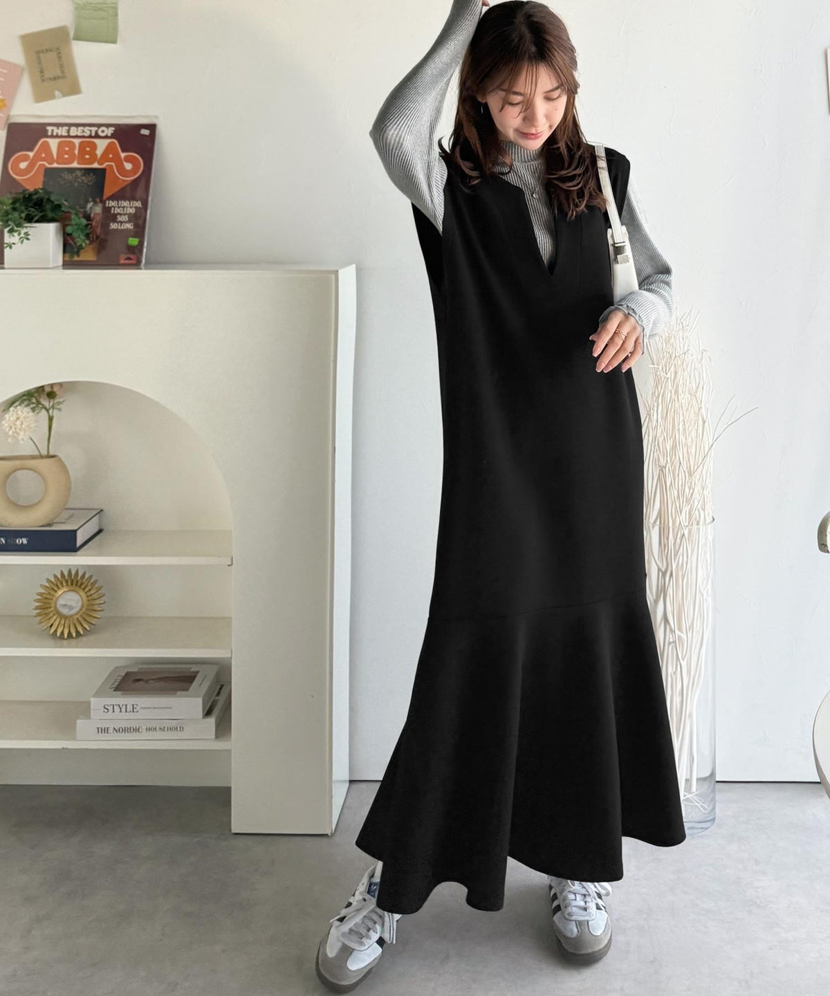 《daaco×クラシカルエルフコラボ》着回し抜群、一枚でフェミニンな抜け感をプラス♪キーネックダンボールロングワンピース ce1010514