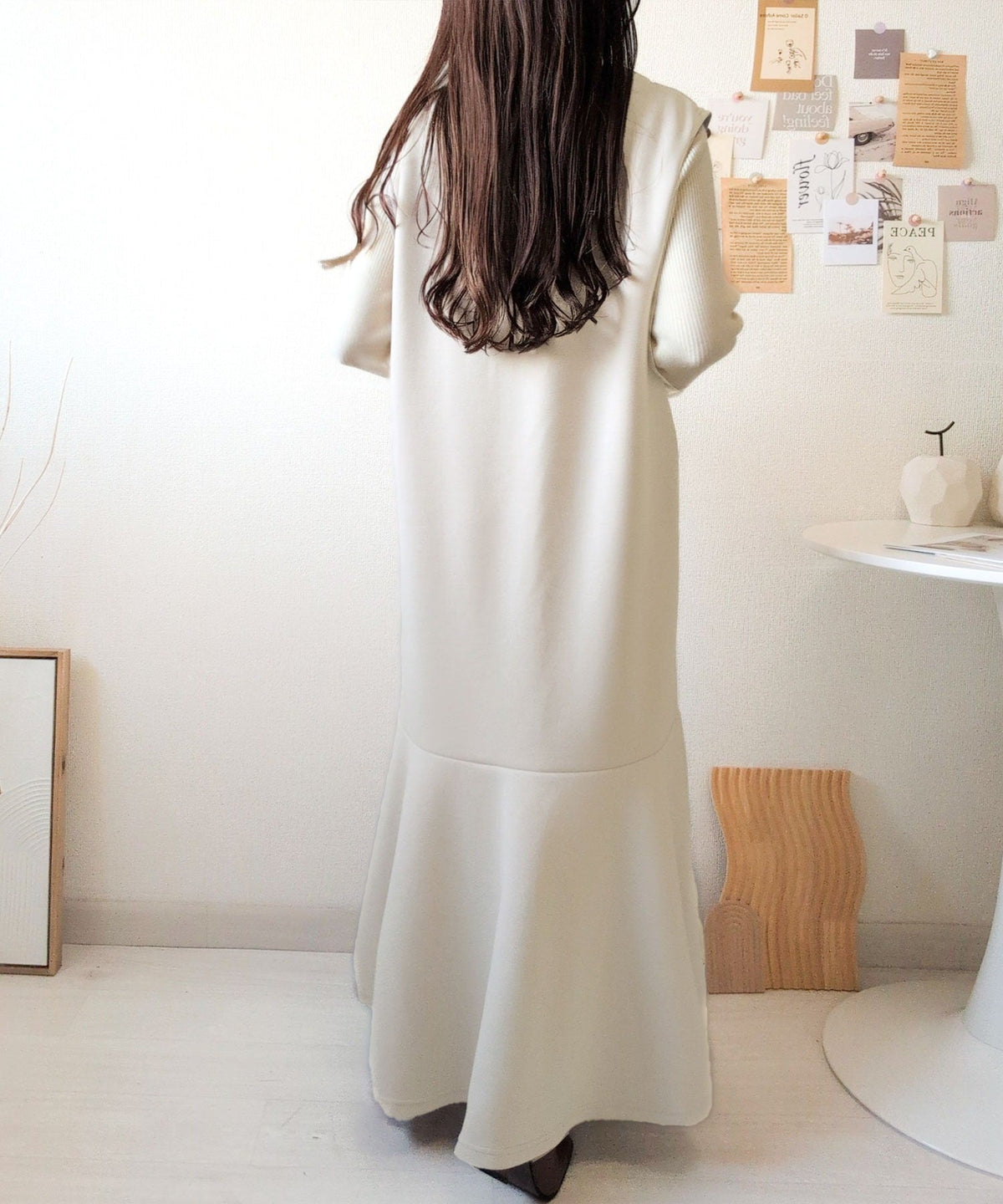 《daaco×クラシカルエルフコラボ》着回し抜群、一枚でフェミニンな抜け感をプラス♪キーネックダンボールロングワンピース ce1010514