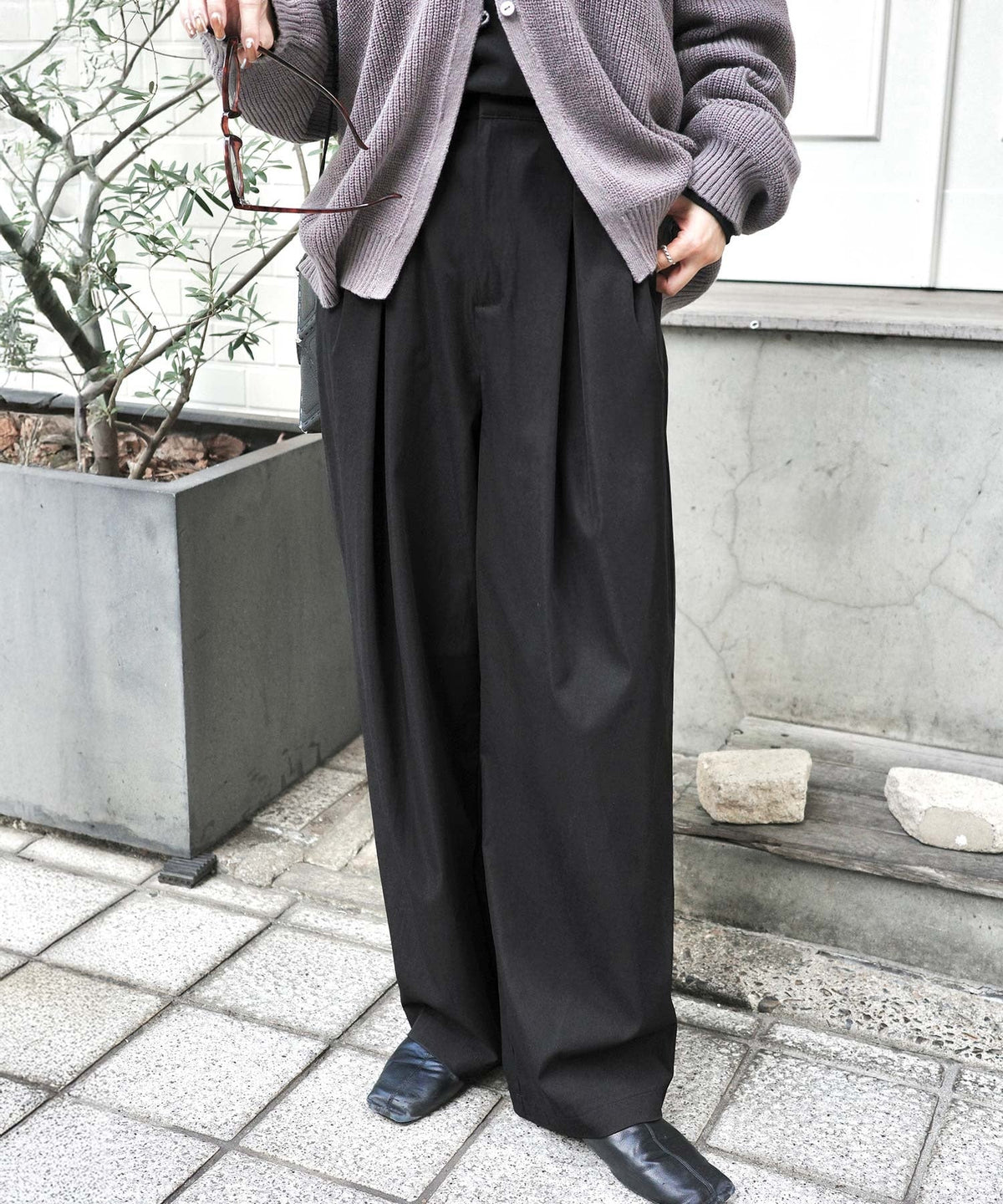 《marina×クラシカルエルフコラボ》「楽なのにキレイ」シンプルコーデに洗練さをプラス◎タックデザインパンツ ce1015091