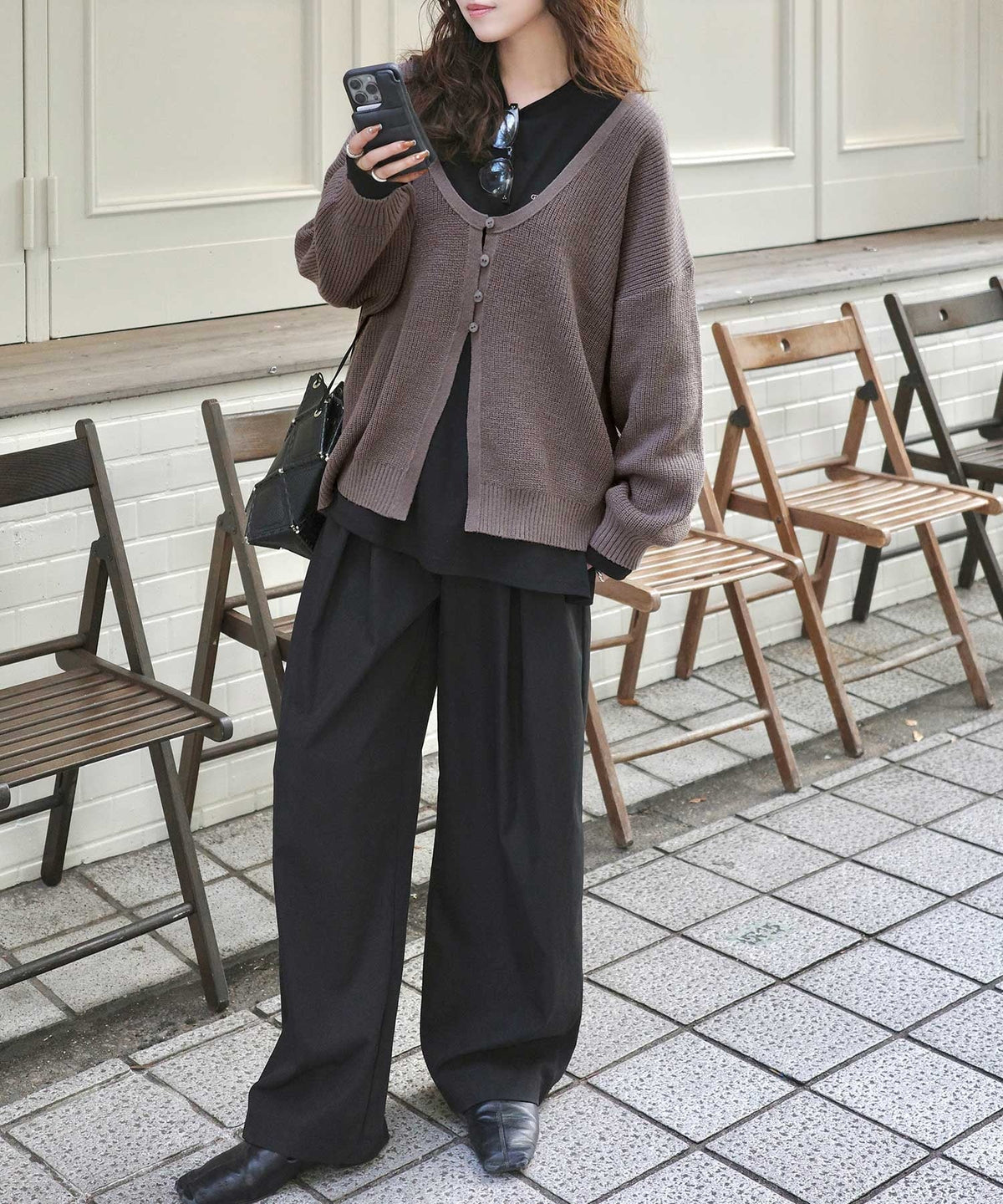 《marina×クラシカルエルフコラボ》ヘルシーな肌見せで上品さを演出♪2way仕様の万能深Uニットカーディガン ce1350009