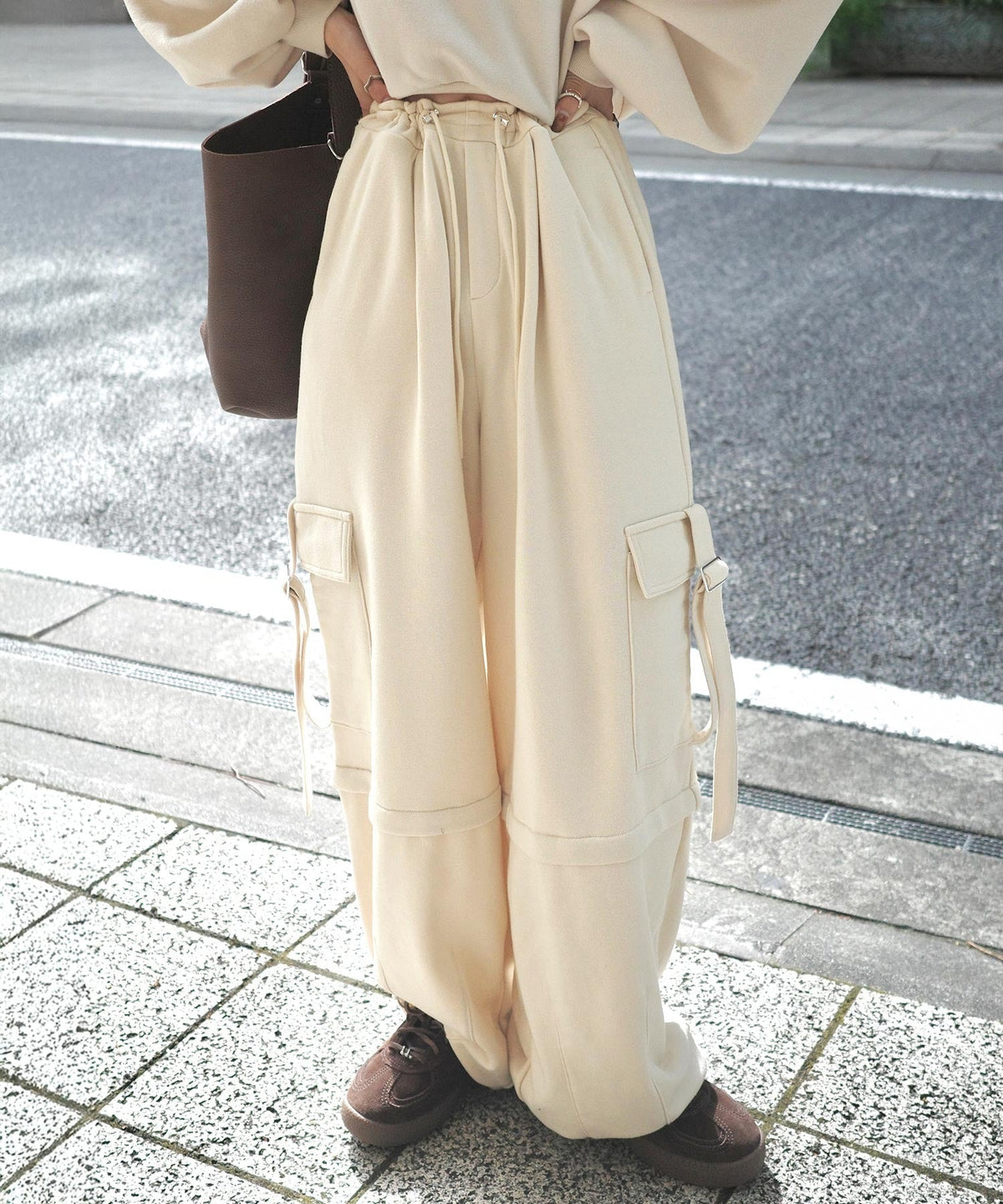 《marina×クラシカルエルフコラボ》トレンド感のあるワイドシルエット、大人の抜け感を演出♪裏毛スウェットカーゴパンツ ce1015090