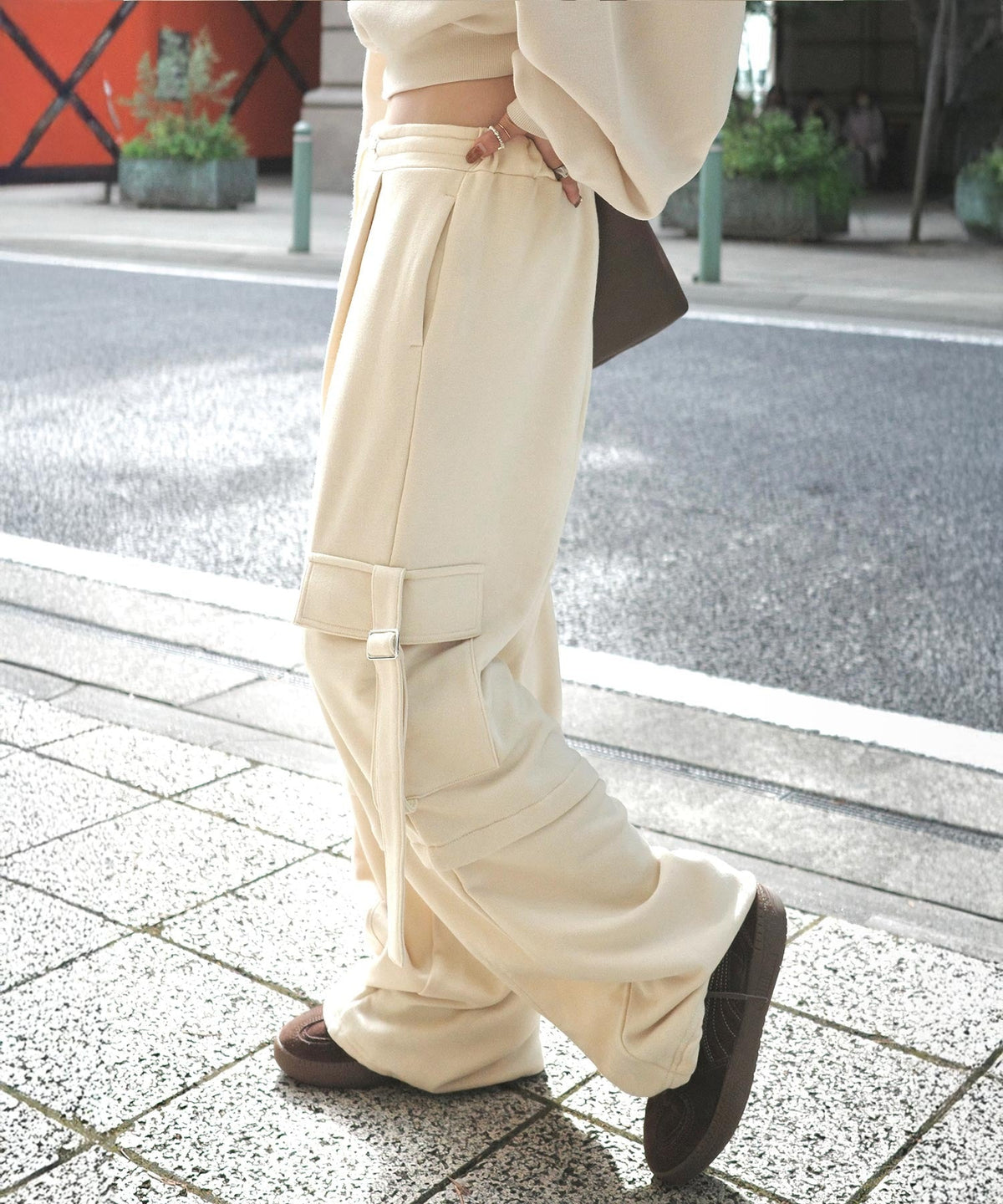 《marina×クラシカルエルフコラボ》トレンド感のあるワイドシルエット、大人の抜け感を演出♪裏毛スウェットカーゴパンツ ce1015090