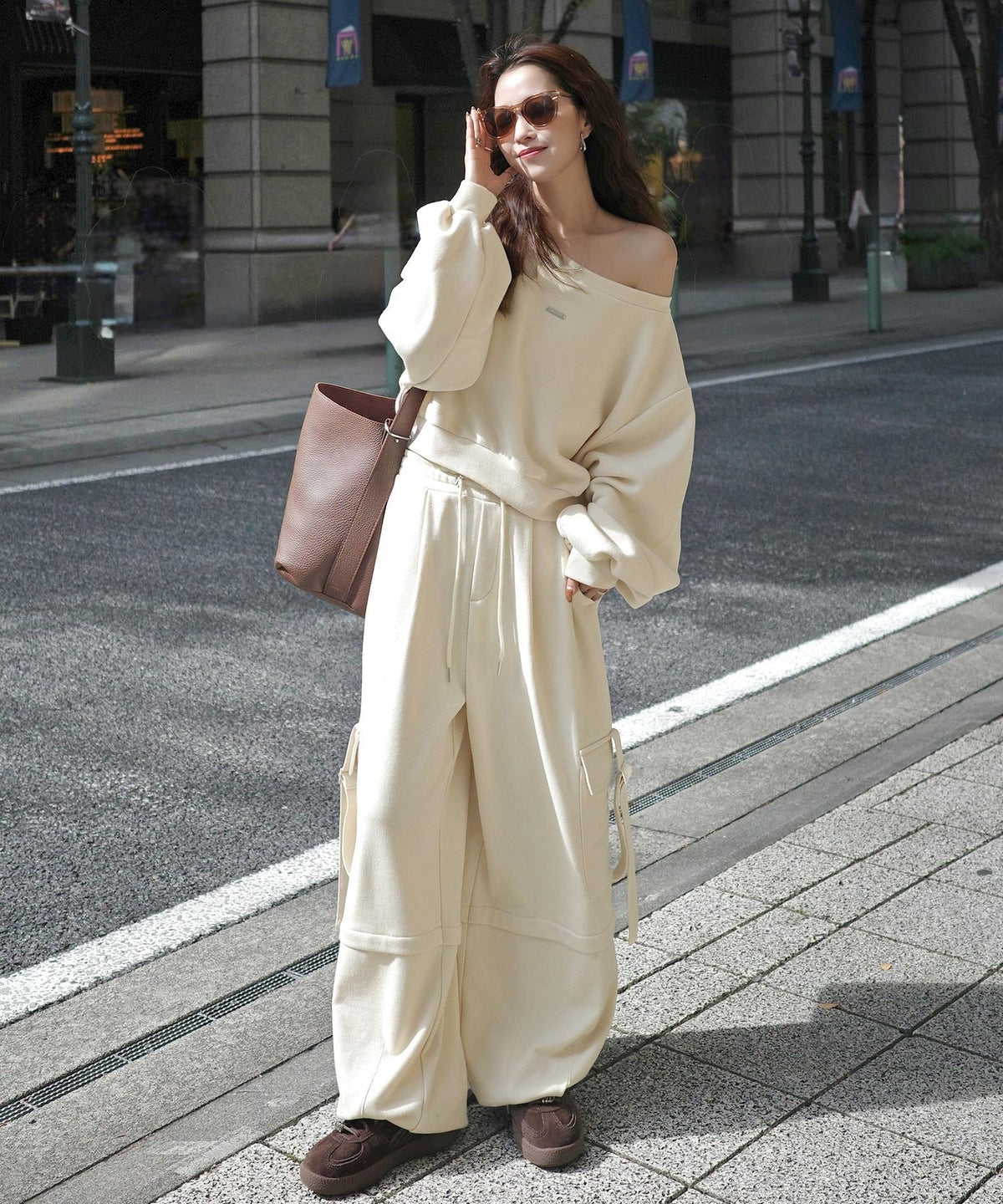 《marina×クラシカルエルフコラボ》トレンド感のあるワイドシルエット、大人の抜け感を演出♪裏毛スウェットカーゴパンツ ce1015090