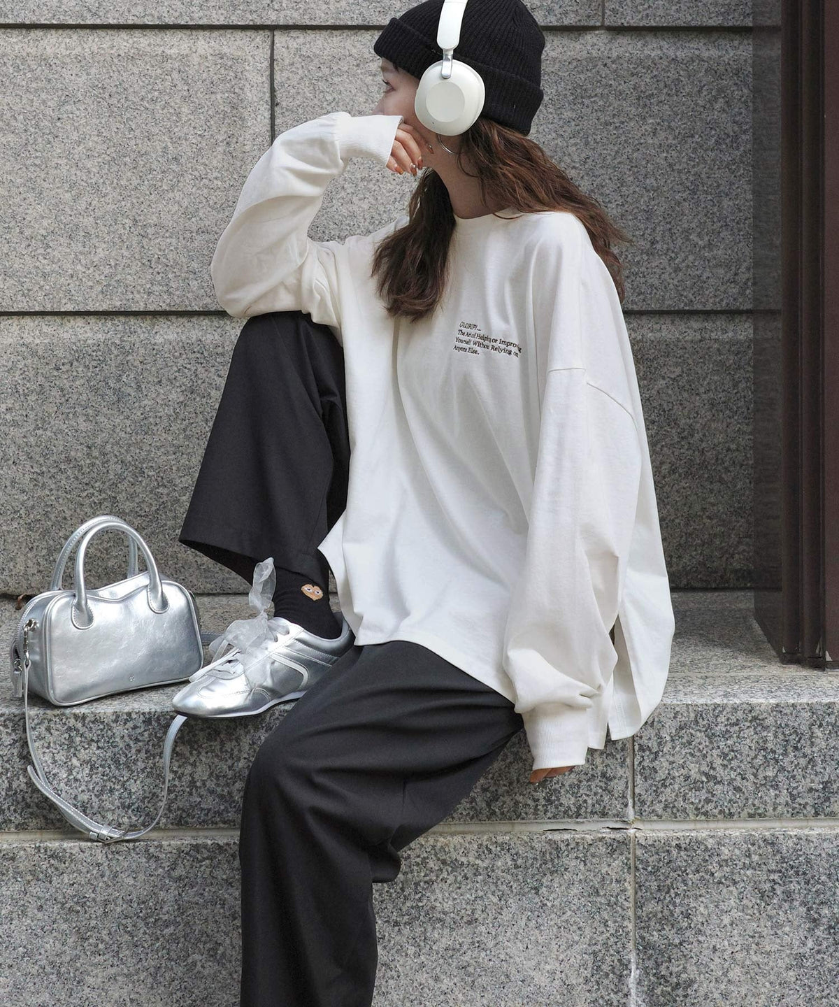 《marina×クラシカルエルフコラボ》ベーシックに今っぽバランスの“余裕”をプラス。綿100％胸刺繍入りロンT ce1010510