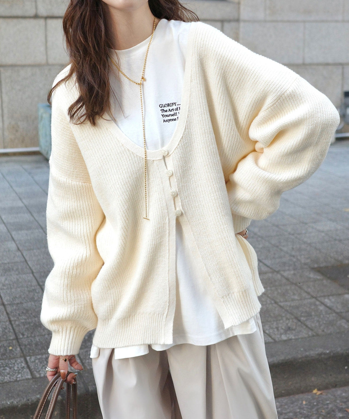 《marina×クラシカルエルフコラボ》ベーシックに今っぽバランスの“余裕”をプラス。綿100％胸刺繍入りロンT ce1010510