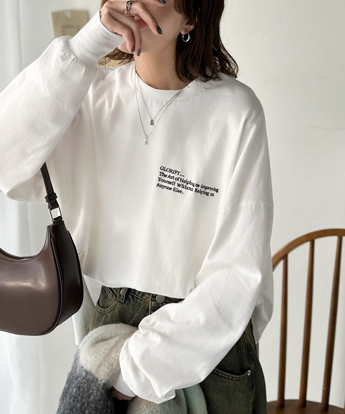 《marina×クラシカルエルフコラボ》ベーシックに今っぽバランスの“余裕”をプラス。綿100％胸刺繍入りロンT ce1010510