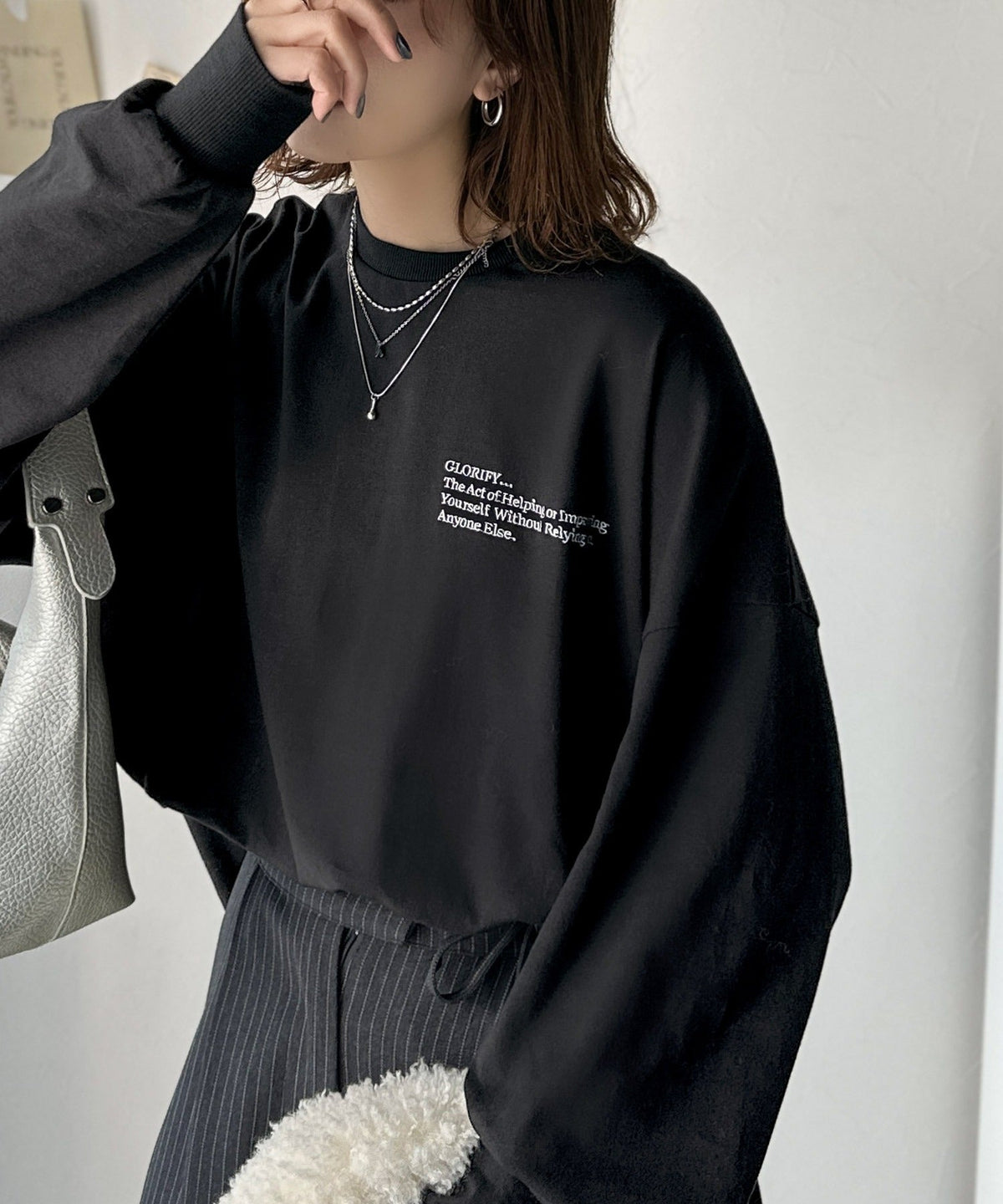 《marina×クラシカルエルフコラボ》ベーシックに今っぽバランスの“余裕”をプラス。綿100％胸刺繍入りロンT ce1010510