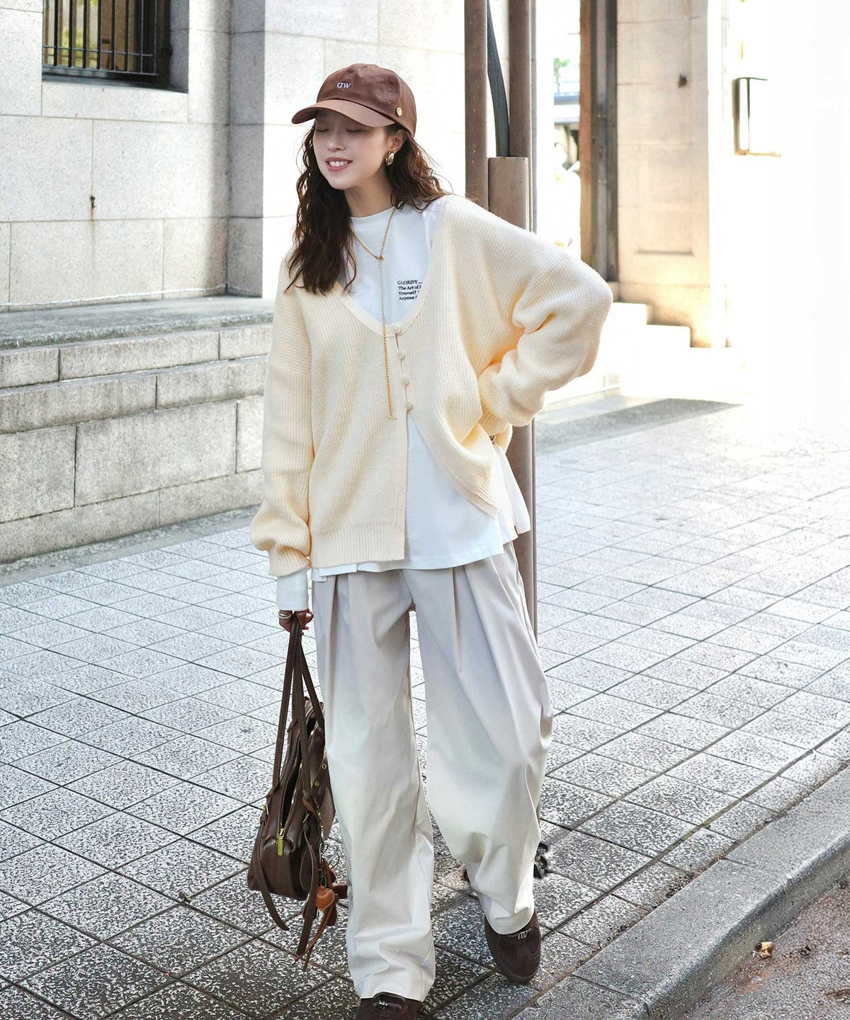 《marina×クラシカルエルフコラボ》ベーシックに今っぽバランスの“余裕”をプラス。綿100％胸刺繍入りロンT ce1010510