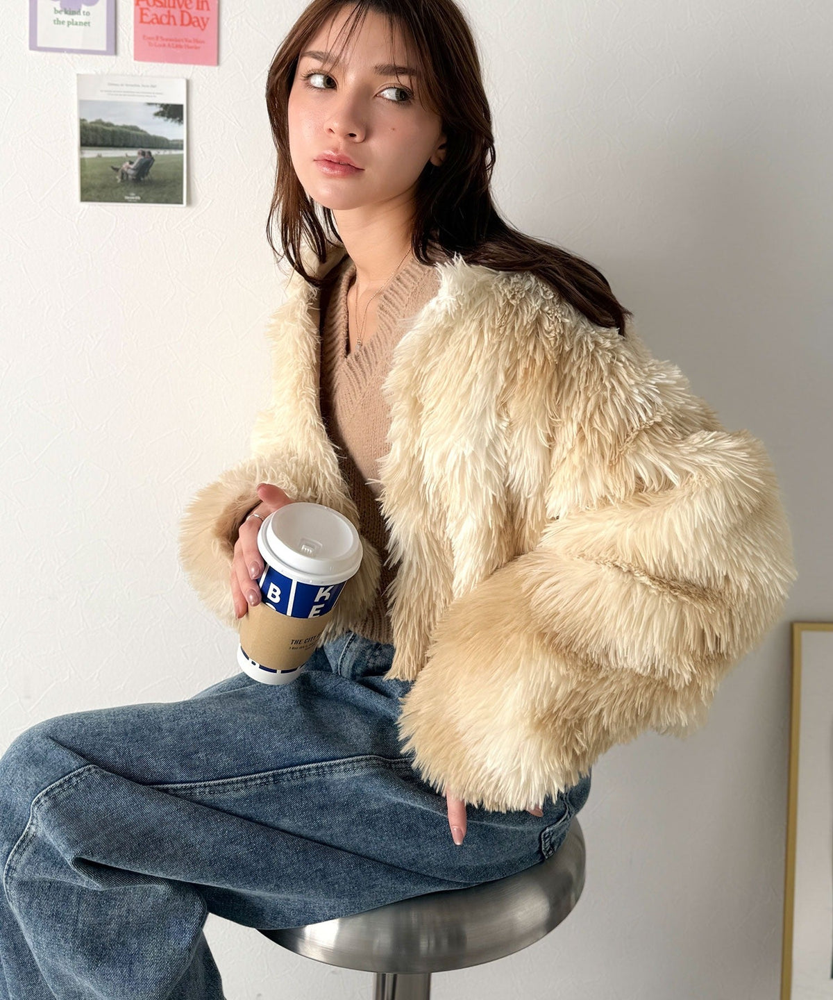 《AYA×クラシカルエルフコラボ》品なノーカラーショートファーコート。ノーカラーショートファーコート ce1010522