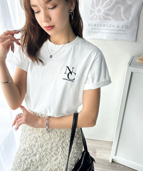 《JaVaジャバコラボ》大人カジュアルにぴったり！綿100％英字胸刺繍ピグメント加工Tシャツ（半袖） jv1330018