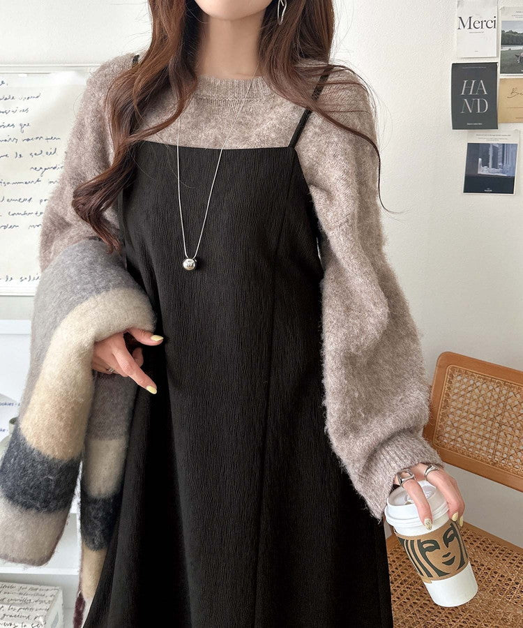 【吸水速乾・防シワ機能付き】凹凸感のあるジャガードで、シンプルコーデを格上げ♪ウェーブジャガードキャミワンピース（ロング丈） ce1000015