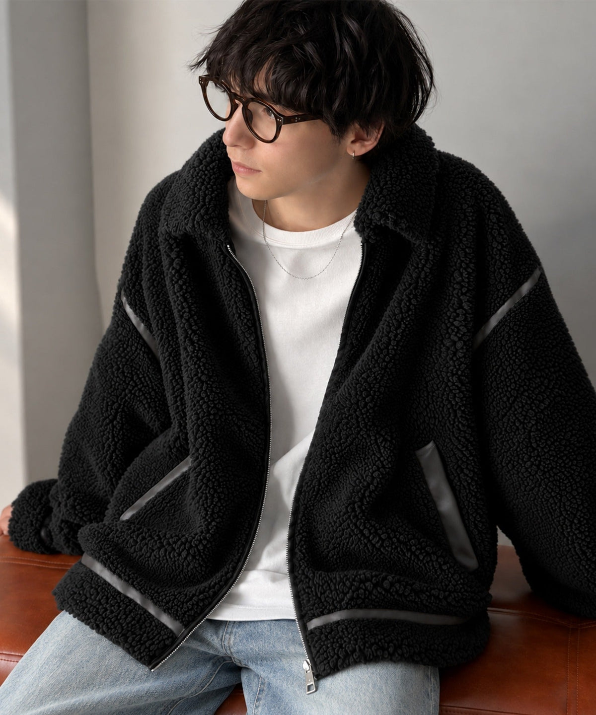 《Classical Origin》ぬくもりに、一筋効かせるライン。合皮パイピング切り替えダブルジップ付きボアジャケット co0780027