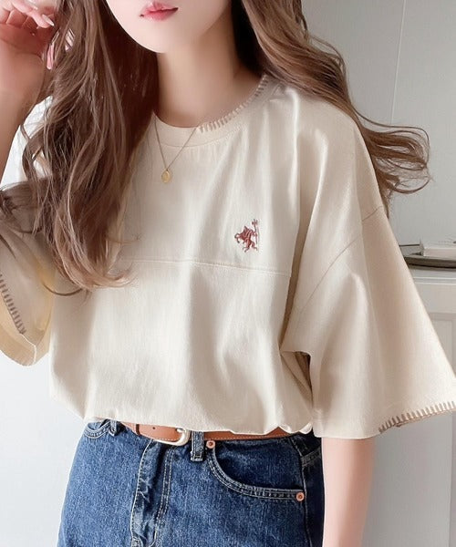 《Javaジャバコラボ》ステッチデザインが目を惹く。綿100%ワンポイントハンド刺繍ピグメントTシャツ jv1260109