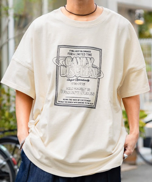 《Javaジャバコラボ》【sustaina+】大人の抜け感。オーガニックコットン混　綿100％前後2wayステッチ刺繍半袖Tシャツ jm1050136