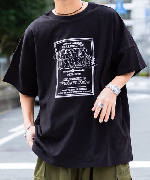 《Javaジャバコラボ》【sustaina+】大人の抜け感。オーガニックコットン混　綿100％前後2wayステッチ刺繍半袖Tシャツ jm1050136