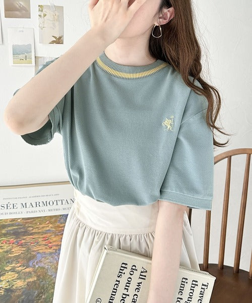 レトロ配色が可愛い。綿100%、編立リブワンポイント刺繍鹿の子Tシャツ ce1260165
