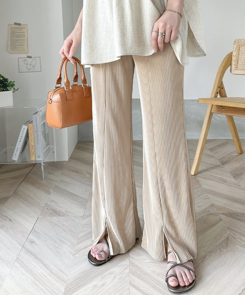 大人の魅力。センタースリットプリーツパンツ ce1050110