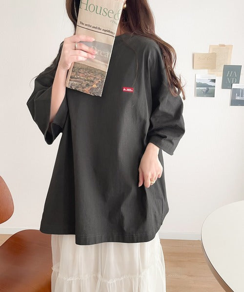 《Javaジャバコラボ》【sustaina+】バック刺繍で抜かりなくキマる。綿100％レシピ刺繍ビッグTシャツ jv1050170