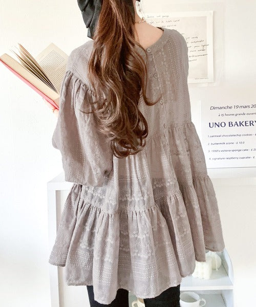 1枚で旬顔！シアー刺繍3WAYバルーンスリーブティアードブラウス ce1070094