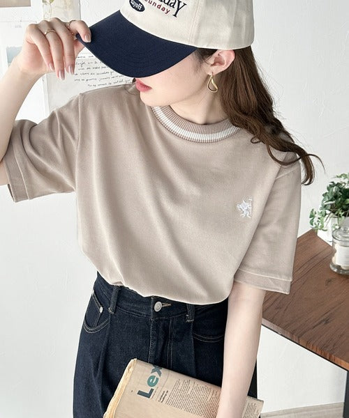 レトロ配色が可愛い。綿100%、編立リブワンポイント刺繍鹿の子Tシャツ ce1260165