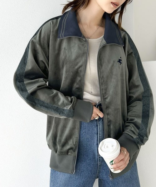 大人の旬スタイル！胸刺繍ベロアトラックジャケット ce1260042