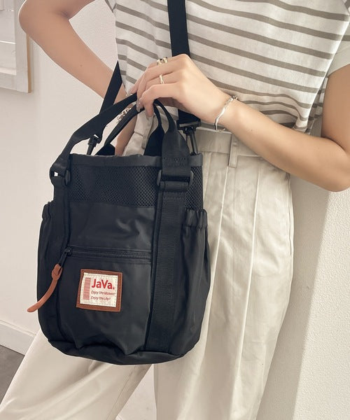 《JaVaジャバ コラボ》ころんと可愛い。2wayアウトドア巾着メッシュバッグ jv1159001