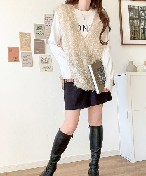 【mily bilet】コーディネートが華やかに。カットフェザーVネックシアーベスト mi1149046