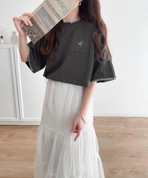 《Javaジャバコラボ》ステッチデザインが目を惹く。綿100%ワンポイントハンド刺繍ピグメントTシャツ jv1260109