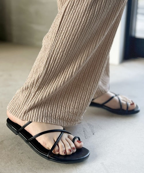 大人のラフボトムス。楊柳風ランダムプリーツストレートパンツ ce1015059