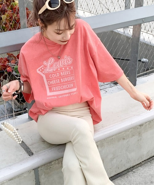 《Javaジャバコラボ》ゆるっとカジュアルに。コットン100％ダイナープリントヴィンテージライクピグメントTシャツ jv1029045