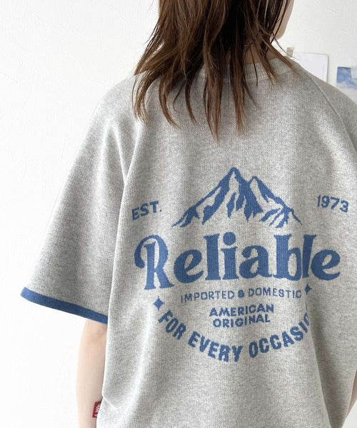 《JaVa ジャバコラボ》大人のカジュアルトップス。前後2way ラグラン半袖グラフィックニットTシャツ jv1050169
