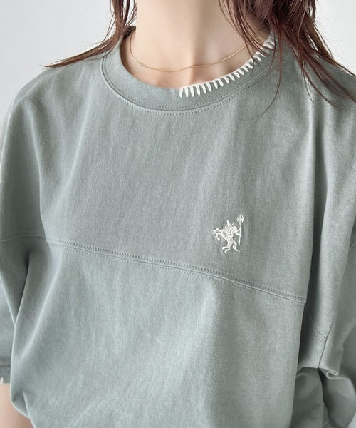 《Javaジャバコラボ》ステッチデザインが目を惹く。綿100%ワンポイントハンド刺繍ピグメントTシャツ jv1260109