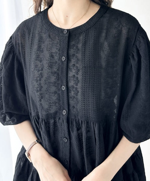 1枚で旬顔！シアー刺繍3WAYバルーンスリーブティアードブラウス ce1070094
