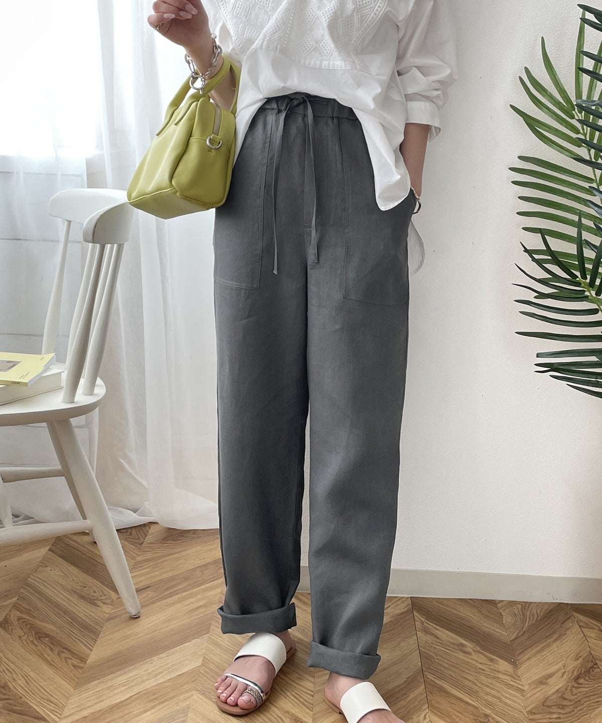 風合いを、楽しむ。　大人のリラックスカーゴパンツ ce0960017