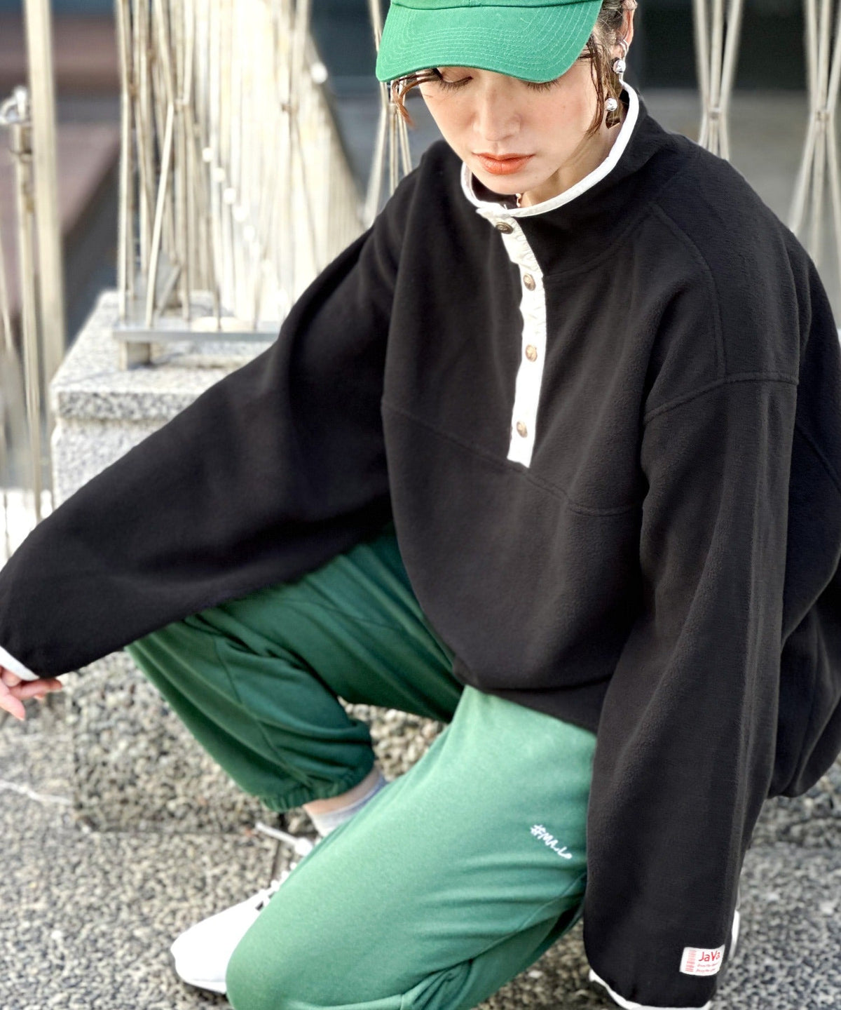 《JaVa ジャバコラボ》新・あったかItem。配色フリースプルオーバー jv1050003